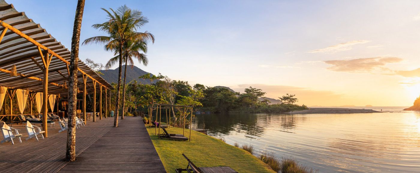 Resort | Vista do amanhecer da Praia de Itamambuca